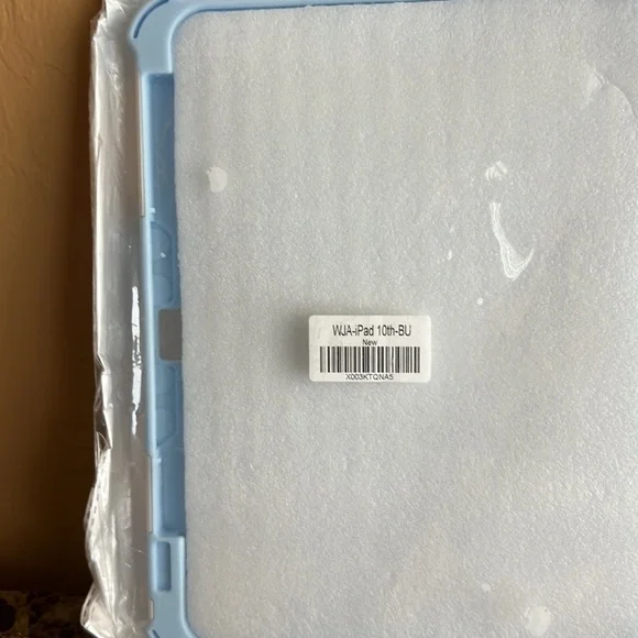 Case for iPad 10th generation for 10.9 inch tablet. - Picture 7 of 7